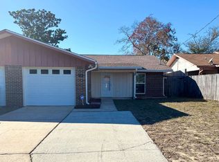 93 Cutter Ln, Shalimar, FL 32579