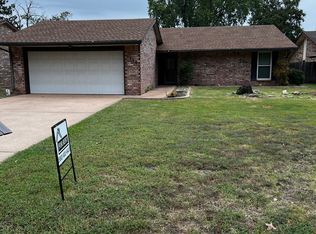 1710 Gingham Ln #1, Enid, OK 73703