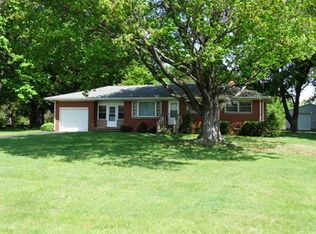 20 Daniels Ave, Conneaut, OH 44030