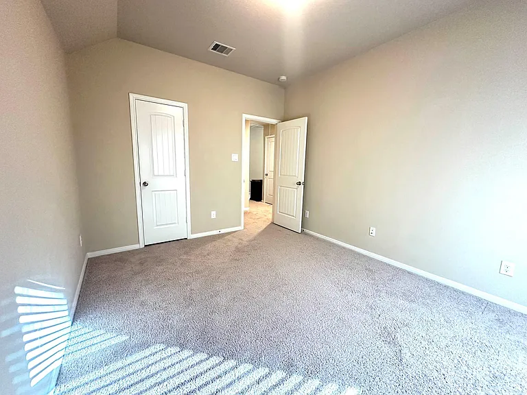 22407 Ebbets Field Dr — Photo 30