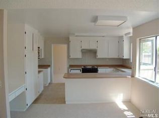 239 Firethorn Dr, Rohnert Park, CA 94928