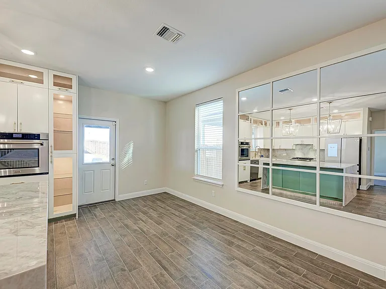 1529 Brimhurst Dr — Photo 18