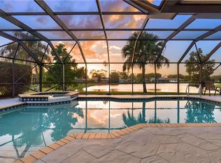 9614 Campbell Cir, Naples, FL 34109