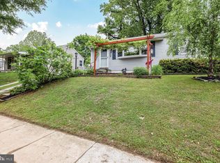 1024 Gilbert Rd, Rockville, MD 20851