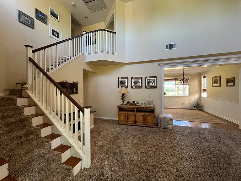 33243 Fox Rd — Photo 3