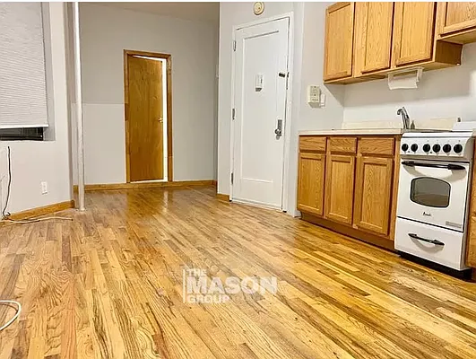 Rented by Mason Group LLC | media 7