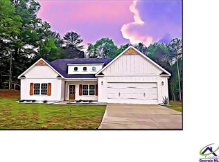 690 Jasmine Dr, Macon, GA 31211