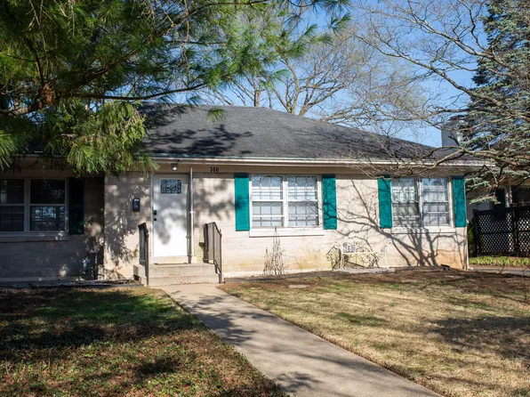 360 Garden Rd, Lexington, KY 40502
