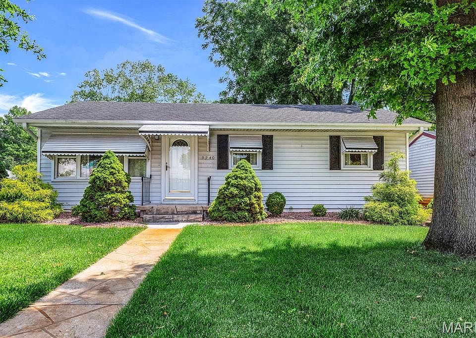 1st image of 3240 Aubrey Ave