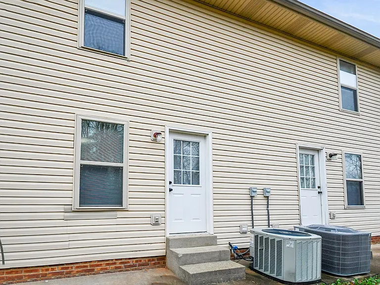 1710 Baltimore Dr — Photo 12