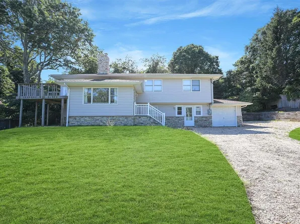 214 Fairview Avenue, Montauk, NY 11954