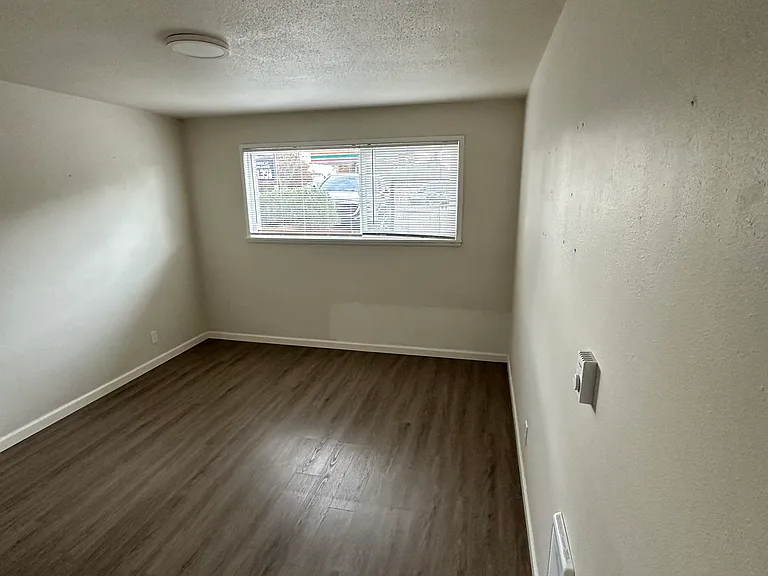 6201 24th Ave NW #16 — Photo 6