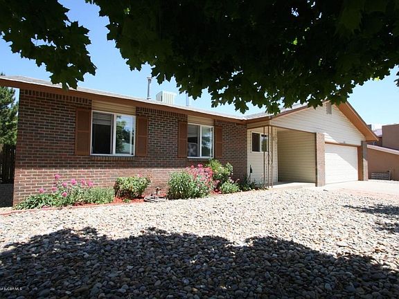 2nd image of 3108 N Aspen Dr