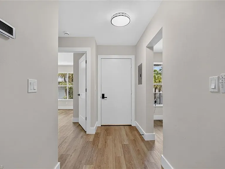 1915 Courtyard Way #202 — Photo 5