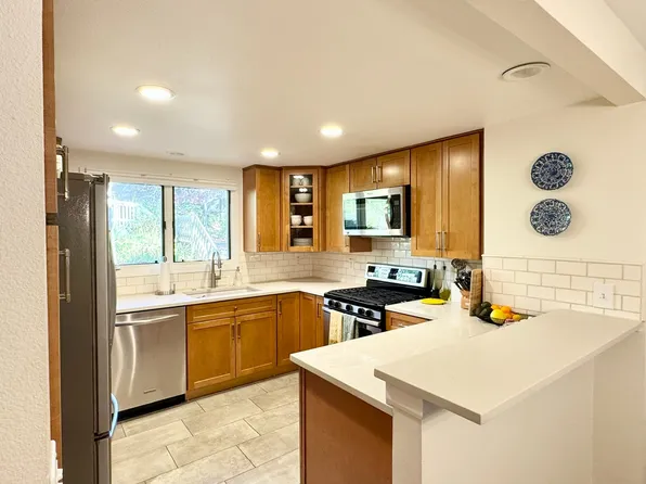 903 Weldon Rd #903, Santa Barbara, CA 93109