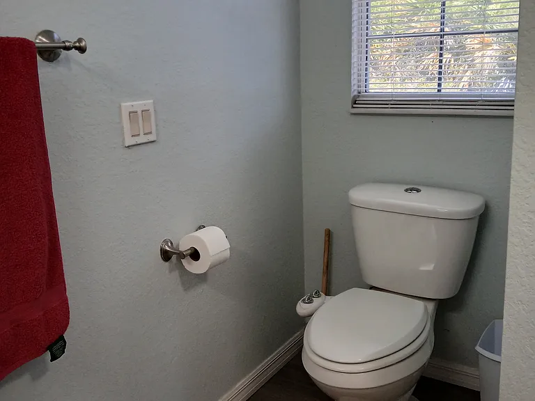 3634 Cordova Ter — Photo 14