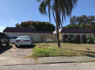 5216 Skyland Dr, Holiday, FL 34690