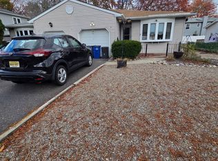 8 Emerald Dr #B, Barnegat, NJ 08005