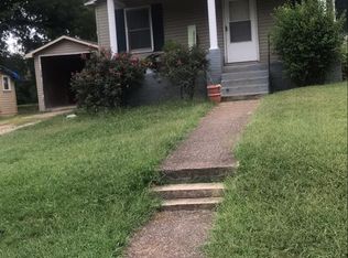 905 9th St, Tuscumbia, AL 35674