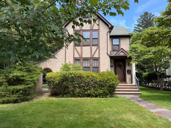 37 Columbus Ave