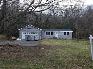 117 Lone Oak Dr, New Milford, CT 06776