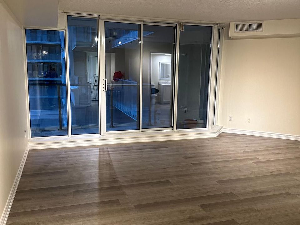 1st image of 111 Elizabeth St #636