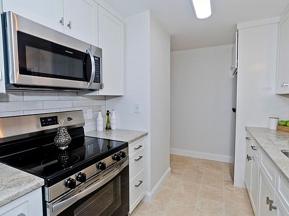 5th image of 2205 Boston Rd APT C20