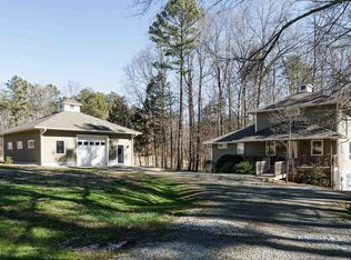 151 McGowan Ln, Chapel Hill, NC 27516