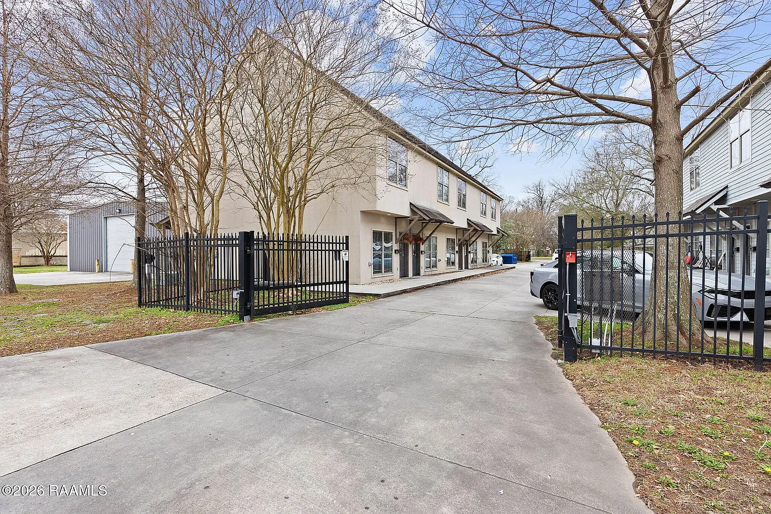 2 bed, 2.5 bath, 1091 sqft, $1,400 — Photo 4