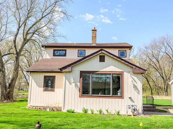 24692 N Jensen Ave, Cary, IL 60013