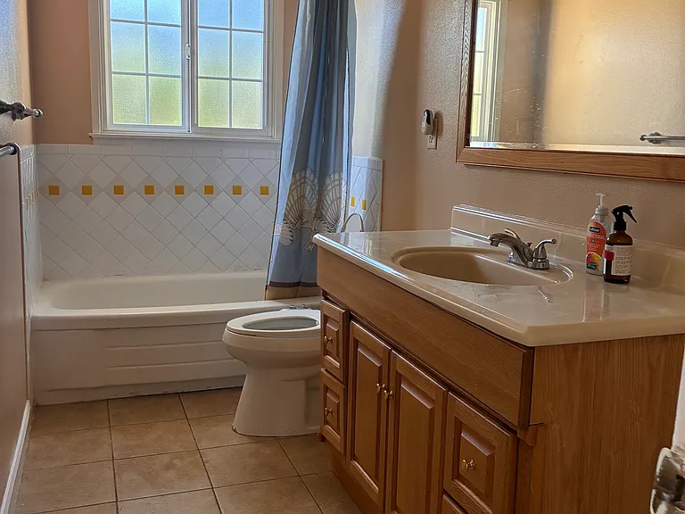 8272 Valencia Dr — Photo 5