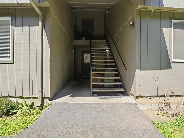 1715 SE 9th Ave #1715 — Photo 30
