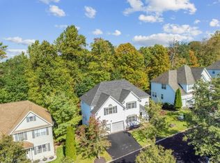 6 Butternut Ct, Hackettstown, NJ 07840