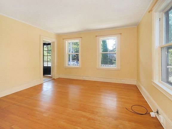 3rd image of 208 Central St