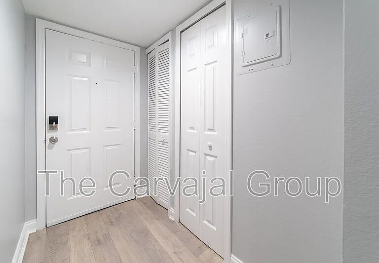 725 Crest Pines Dr #417 — Photo 17