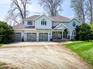 W3415 State Road 21, Berlin, WI 54923