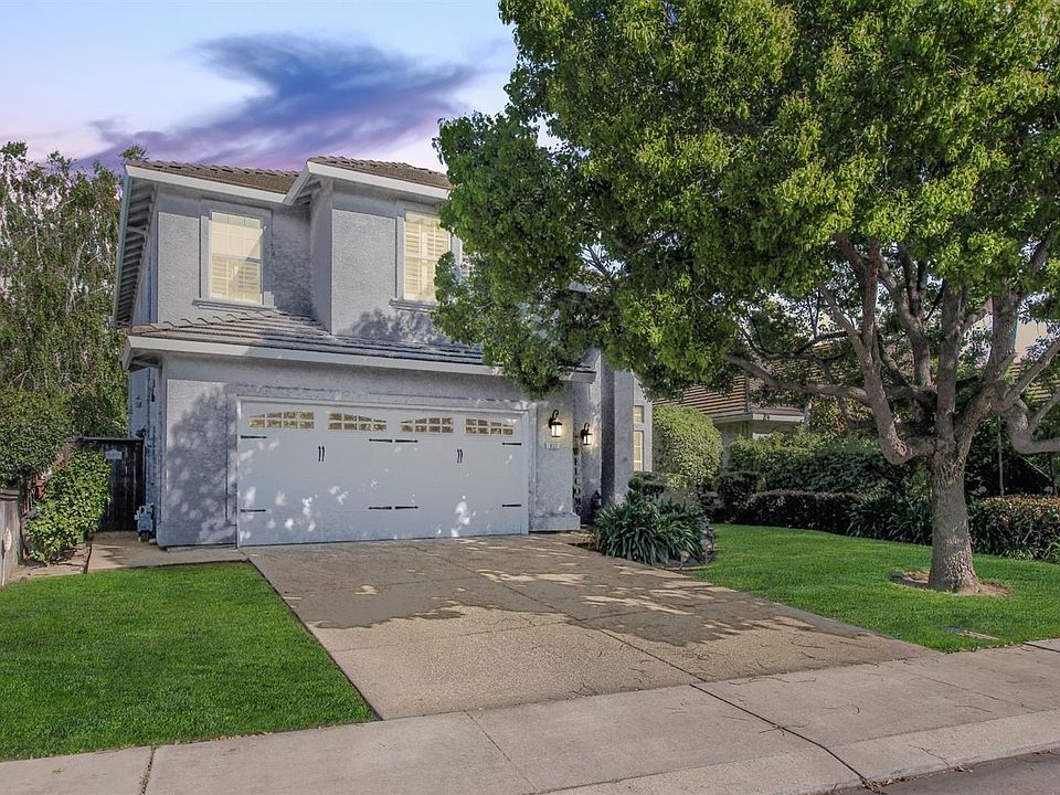 1st image of 832 Evergreen Dr