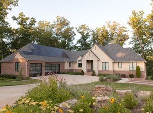 403 W Everwood Way, Nixa, MO 65714