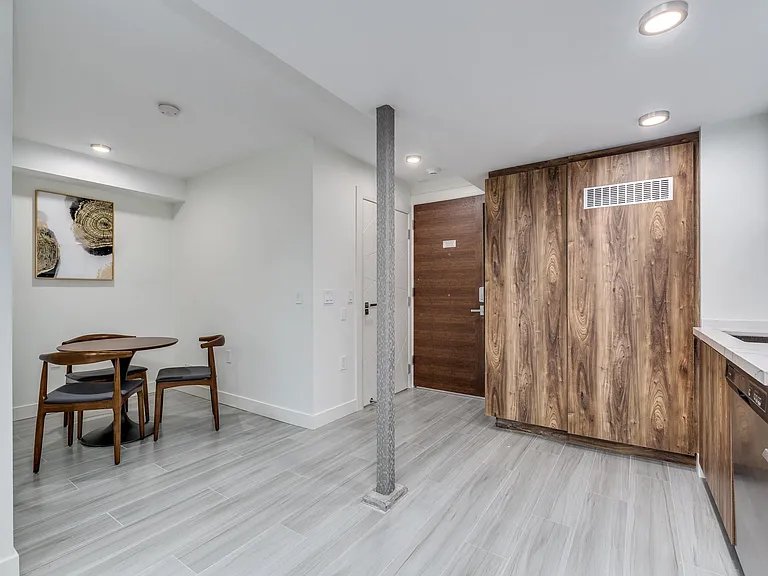 1168 Pendrell St #105 — Photo 10