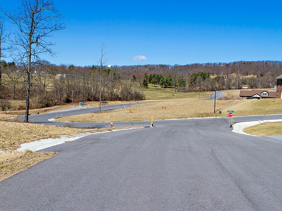 4th image of Lot 32 Caroline Circle