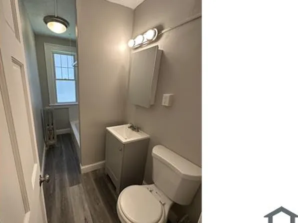 99 Wyllys St #11, Hartford, CT 06106