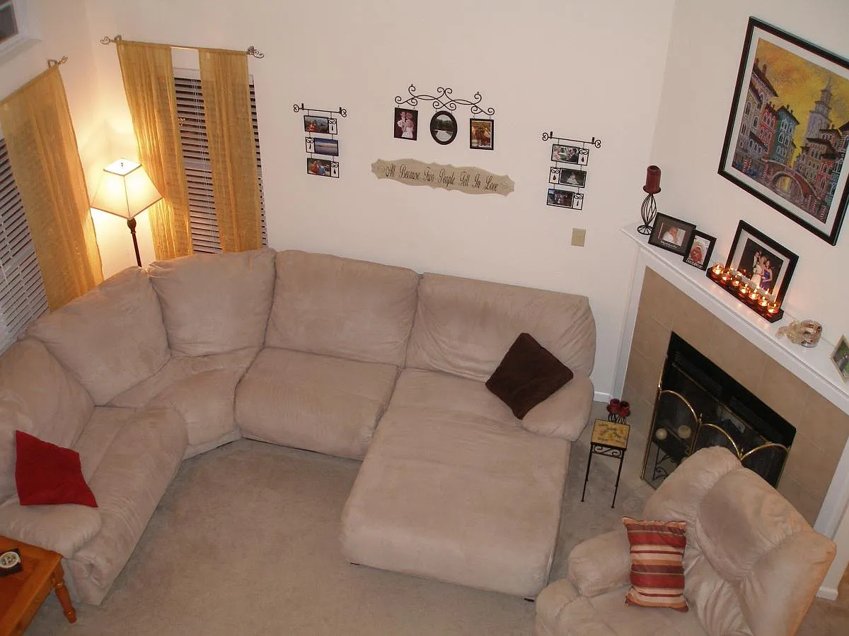 4 bed, 2.5 bath, 1800 sqft, $1,750 — Photo 4