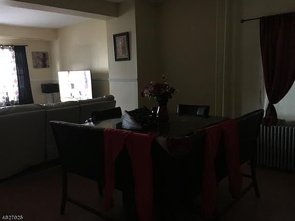 2nd image of 94 Mercer St