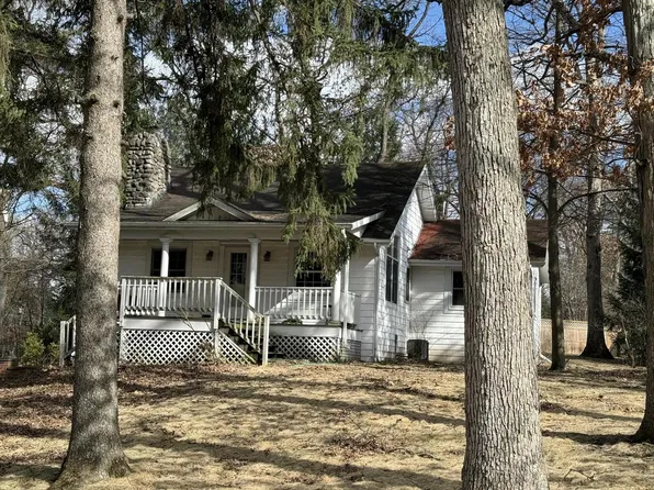 327 Church DRIVE, Fontana, WI 53125