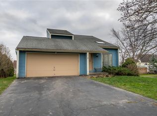 8 Alicia Cir, Churchville, NY 14428