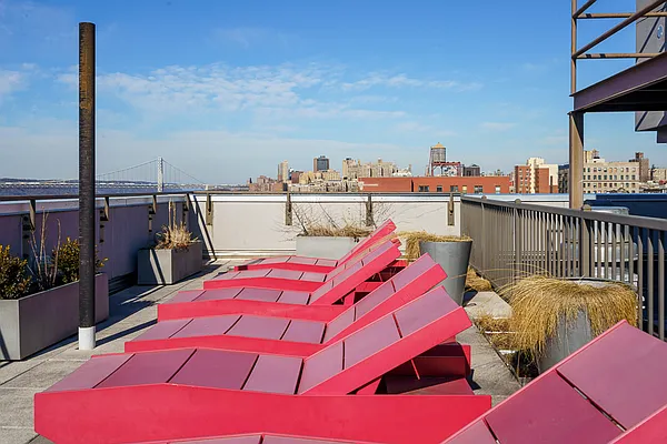 Rented by Glenmark Realty | media 8