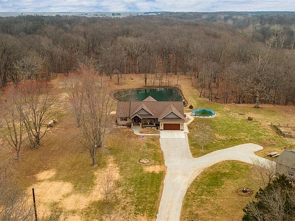 5th image of 14982 Freemont Rd