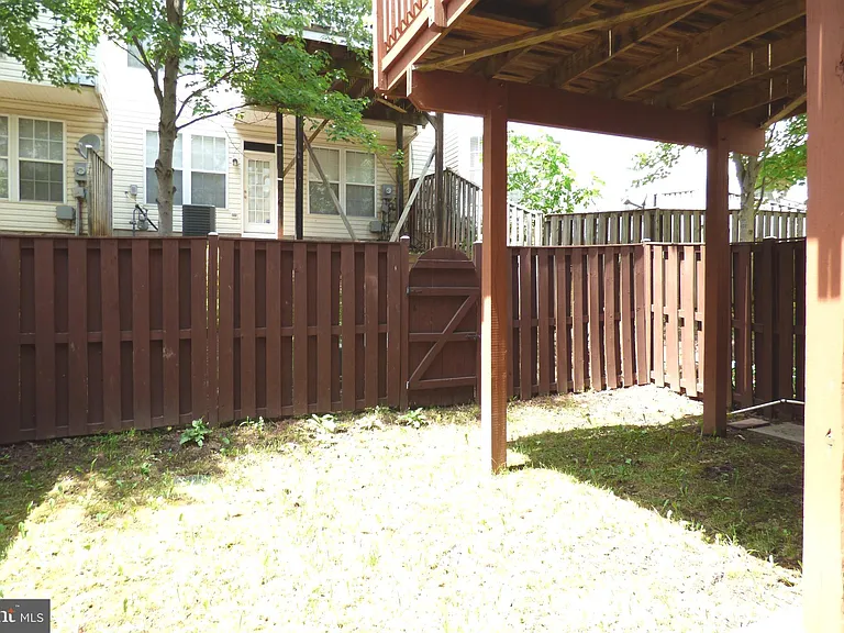 44286 Acushnet Ter — Photo 20