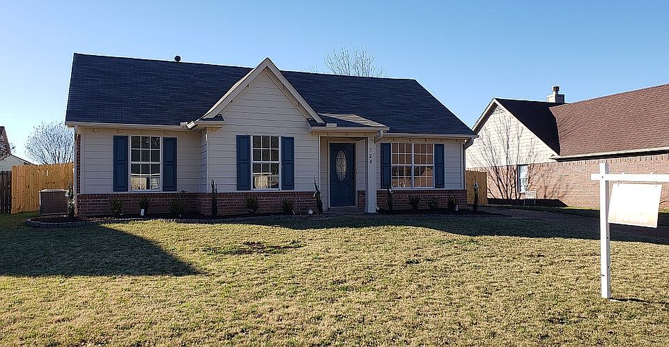 1st image of 120 Village Dr E