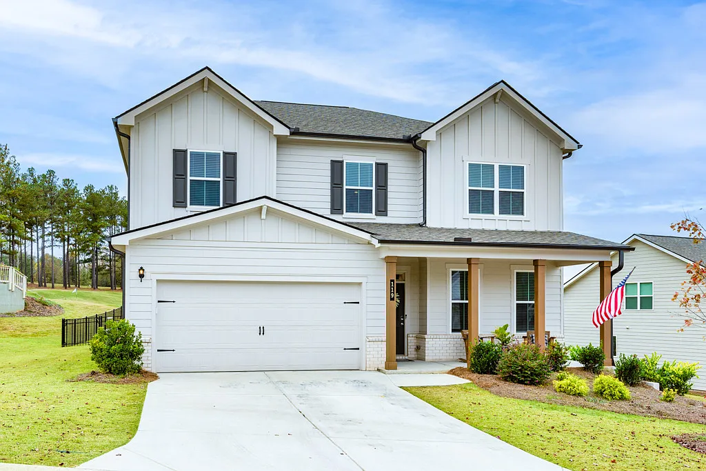 5 bed, 3033 sqft, $3,400 — Photo 1